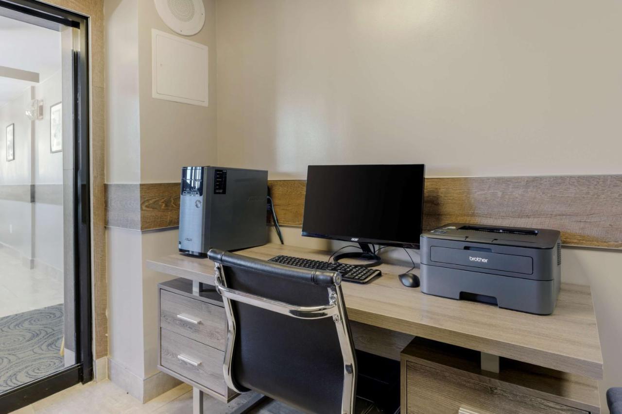 Best Western Plus Brooklyn Bay Hotel New York Eksteriør bilde